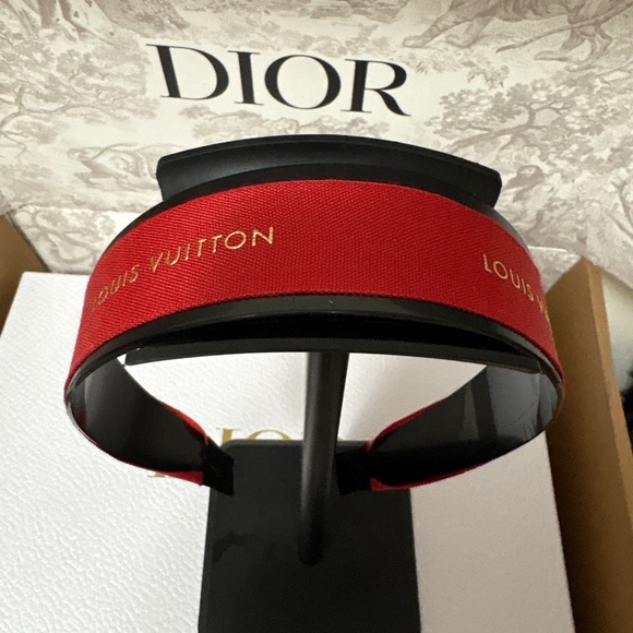 Louis Vuitton Ribbon Headband - Picture 2 of 7